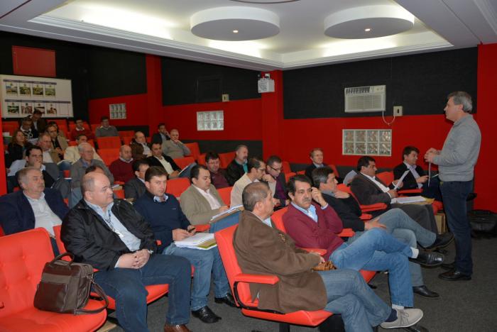 You are currently viewing Prefeitos e presidentes de Câmaras da região se reúnem para reunião ordinária da AMARP